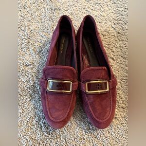 Tory Burch Georgia Suede Loafer In Purple